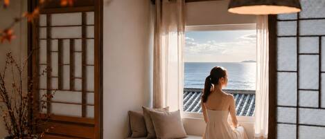 Romantic Cottage, Sea View | 4 bedrooms, individually decorated, desk, laptop workspace