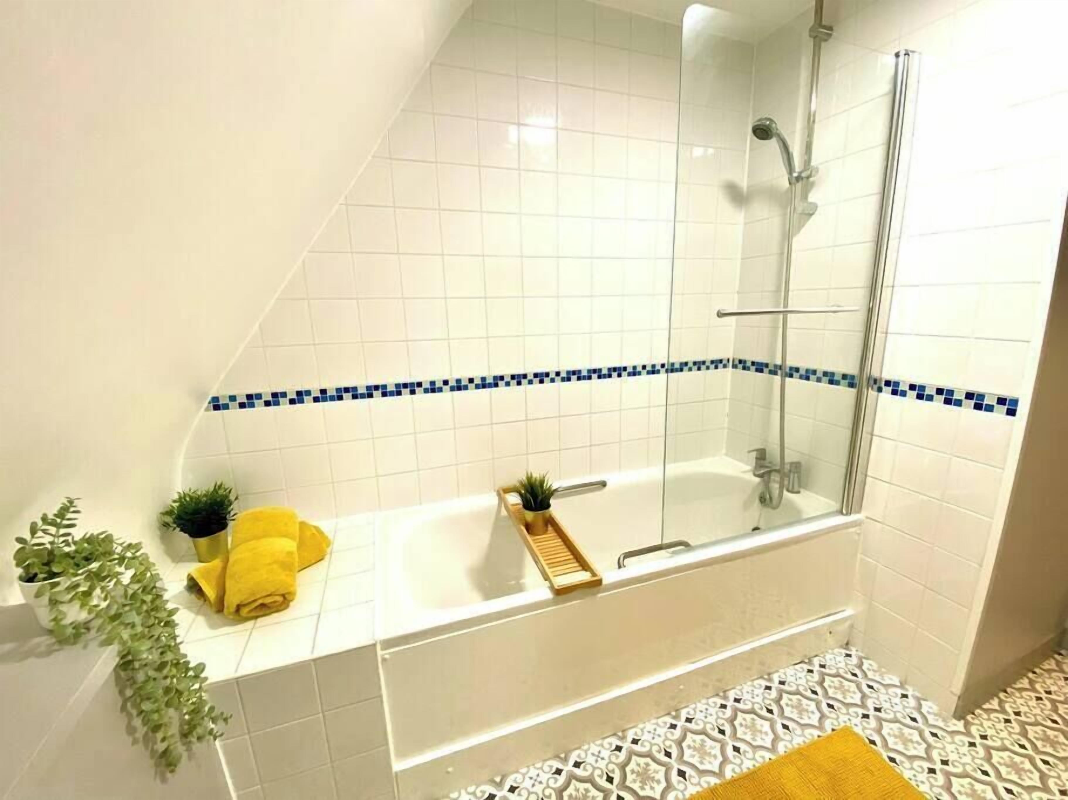 Hårtork och handdukar