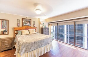 1 camera, una scrivania, ferro/asse da stiro, Wi-Fi gratuito