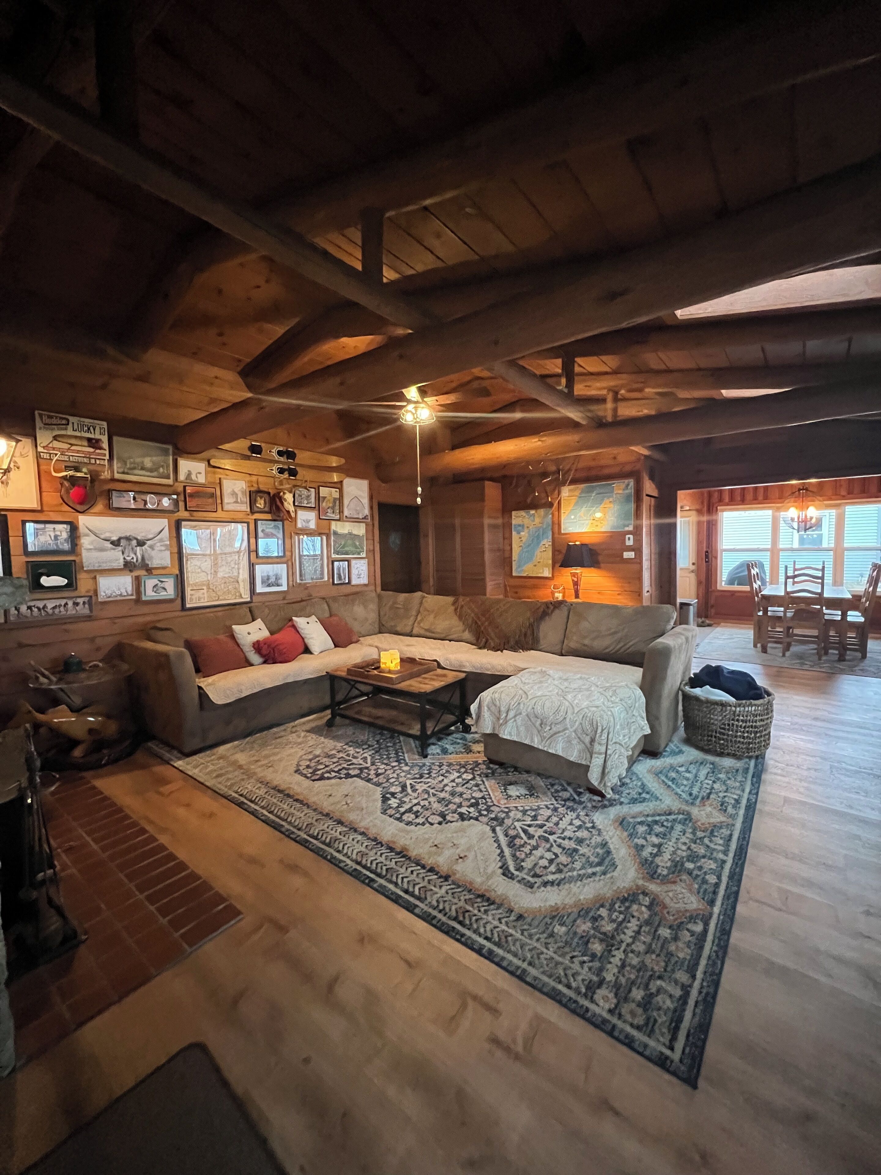 Lakefront Cabin with outdoor patio and kayaks