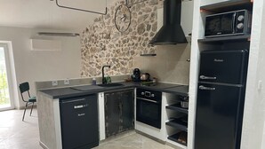 Private kitchen - Maison de Caractère (Peyroules)
