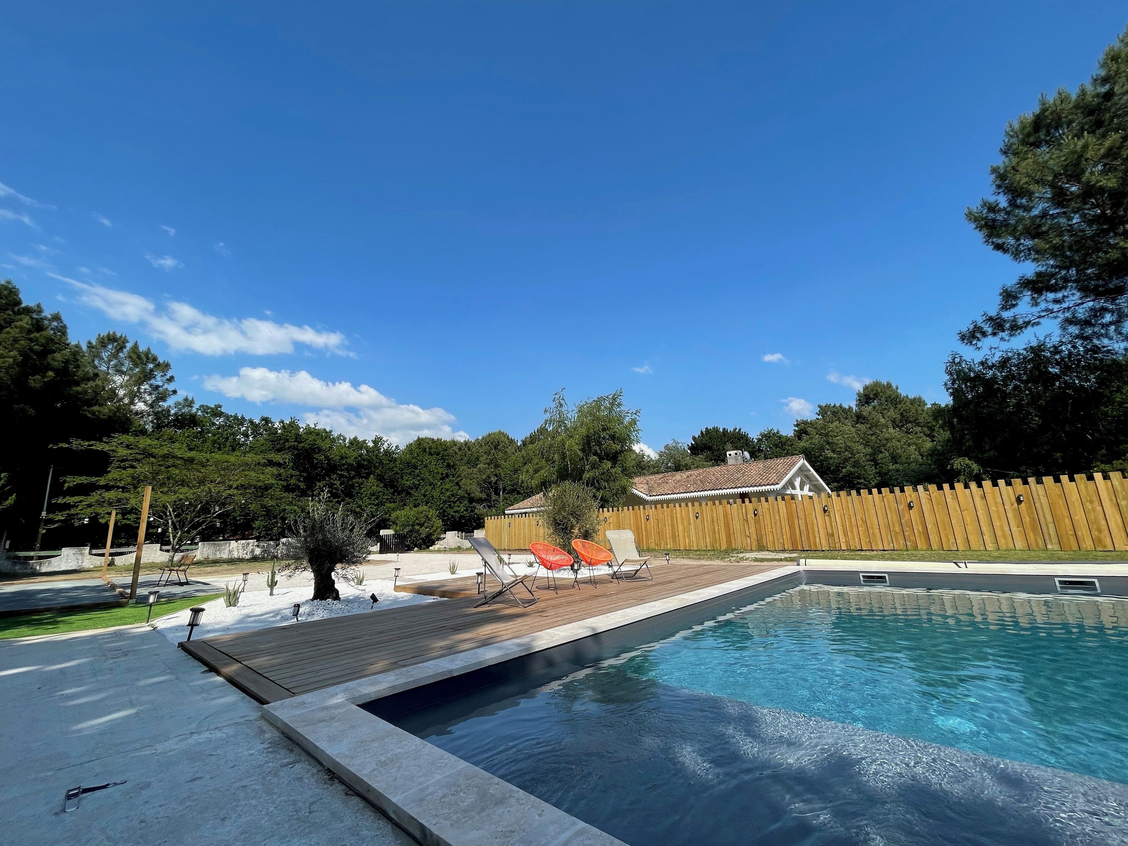 Piscine extérieure, piscine chauffée