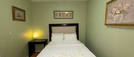 1 chambre, bureau, lit parapluie, Wi-Fi gratuit