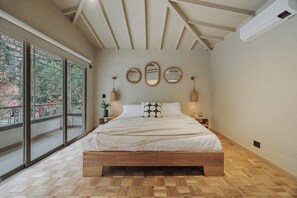 6 Schlafzimmer, Schreibtisch, kostenloses WLAN, Bettwäsche