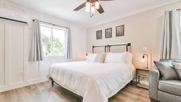 1 bedroom, free WiFi, bed sheets, wheelchair access