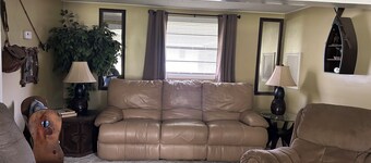 Fogarty Hideaway - Dunn's Creek & St. Johns River 2 Bdrm and 2 Bath. 