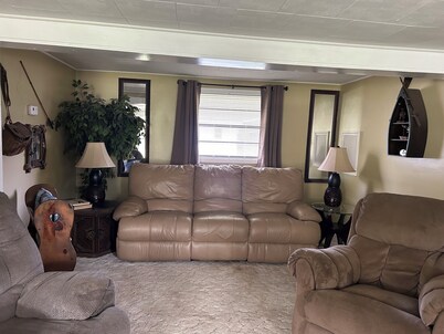 Fogarty Hideaway - Dunn's Creek & St. Johns River 2 Bdrm and 2 Bath. 