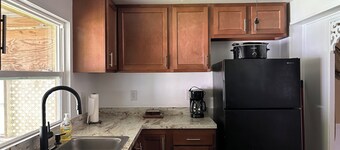 Fogarty Hideaway - Dunn's Creek & St. Johns River 2 Bdrm and 2 Bath. 