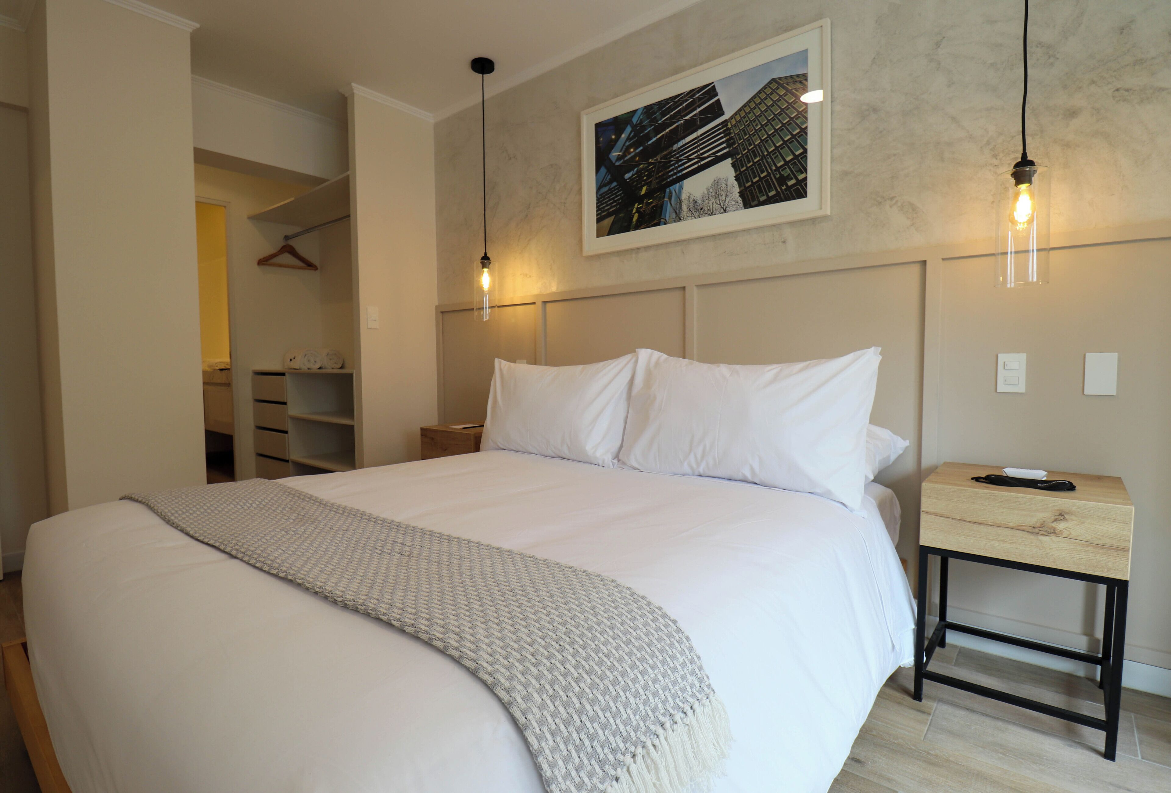 Apartment, 2 Bedrooms (206) | Premium bedding, iron/ironing board, free WiFi, bed sheets
