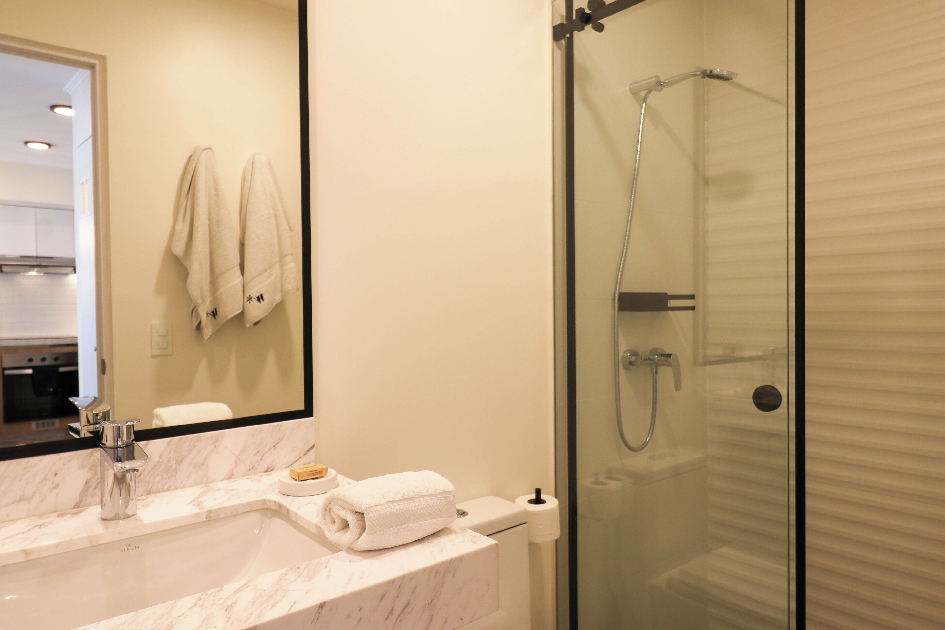 Apartment, 2 Bedrooms (105) | Bathroom | Shower, hair dryer, heated floors, towels