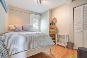 2 slaapkamers, een strijkplank/strijkijzer, gratis wifi, beddengoed