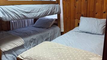 2 slaapkamers, wifi, beddengoed