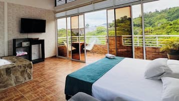 Suite, Mountain View | In-room safe, iron/ironing board, free WiFi, bed sheets