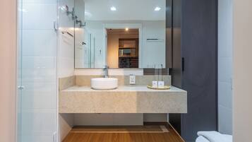 Business Studio (508540) | Bathroom | Shower, rainfall showerhead, hair dryer, towels