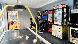 Spielezimmer