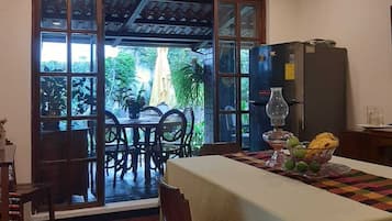 情侣用餐