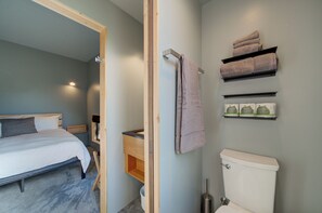 Eco-friendly toiletries, towels, soap, shampoo - Urban Oasis for One (Bozeman)