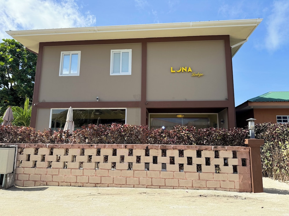 Luna Lodge - Bild 4