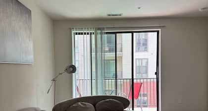 Modern Downtown Apartment Near UAB
