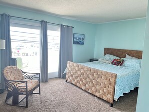 3 bedrooms, iron/ironing board, WiFi