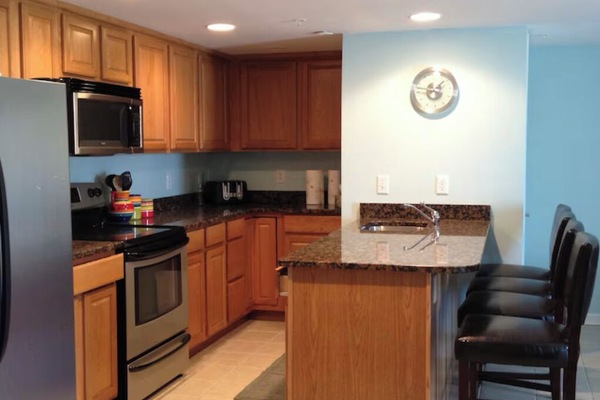 Frigorífic, microones, forn i placa de cuina