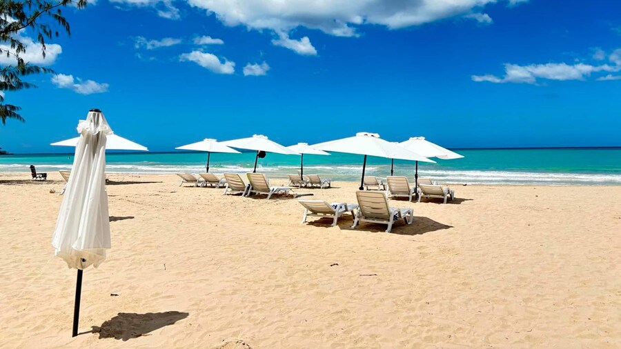 Bali Hotel Adults Only Isla Verde, a Trademark by Wyndham