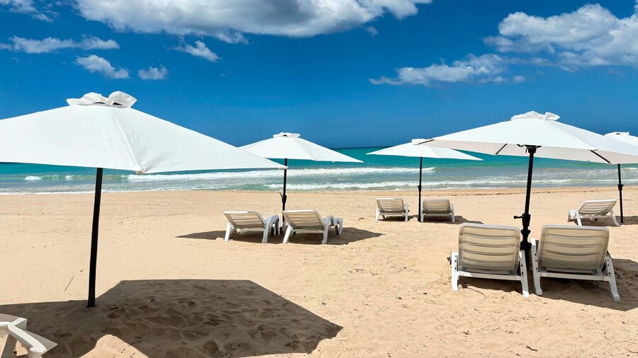 Bali Hotel Adults Only Isla Verde, a Trademark by Wyndham