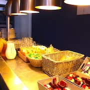 Henson Hotel