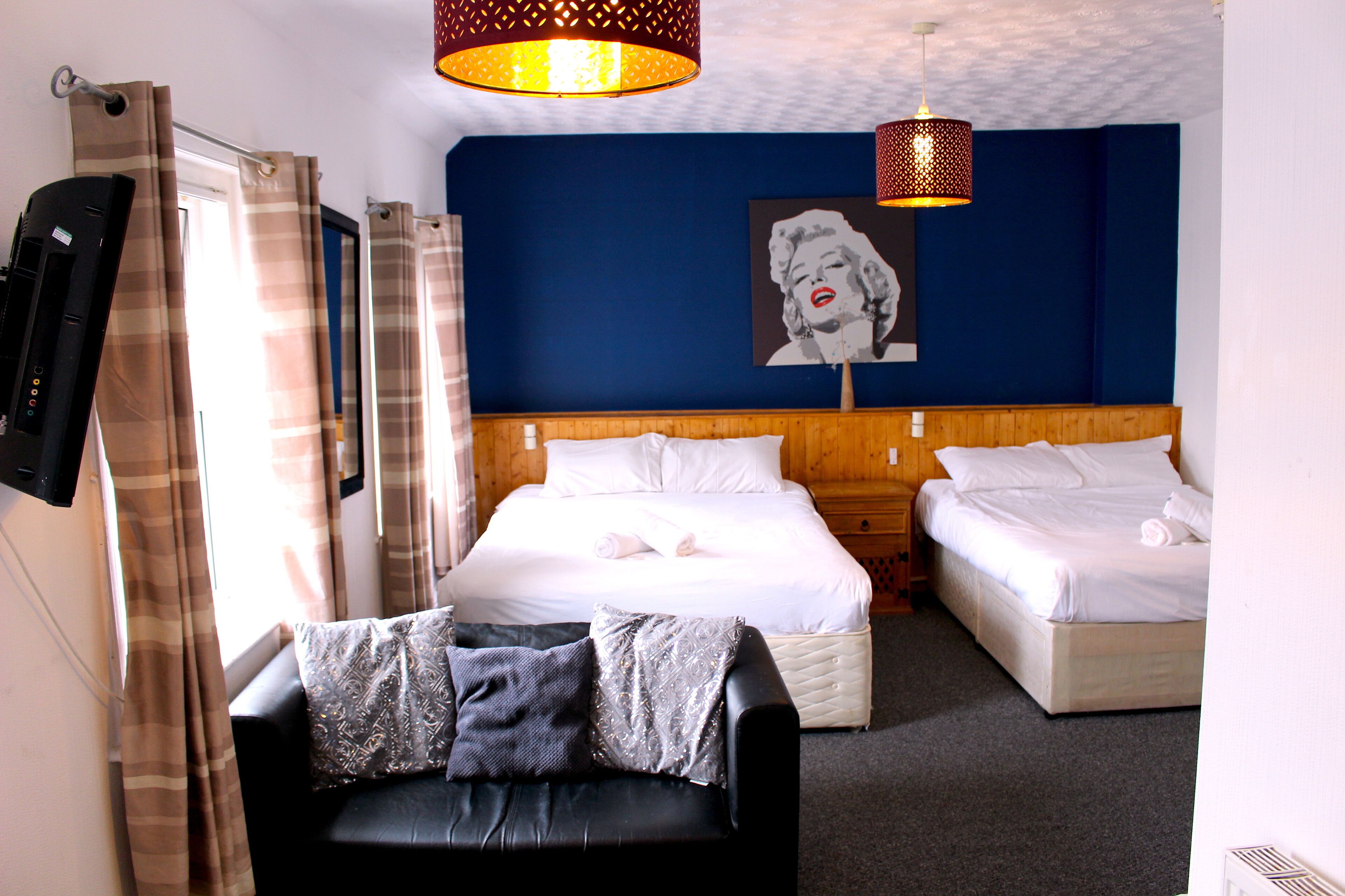 Photo - Henson hotel