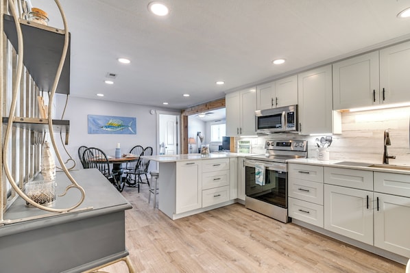 Fridge, microwave, oven, dishwasher