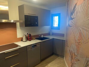 Fridge, microwave, oven, dishwasher - EL Faro Pour 12 Personnes Idéale Pour les Familles Avec une vue Exceptionnelle (Llançà)