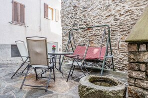 屋外ダイニングエリア