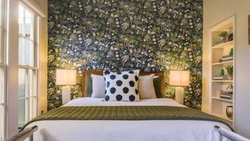 1 bedroom, desk, iron/ironing board, free WiFi