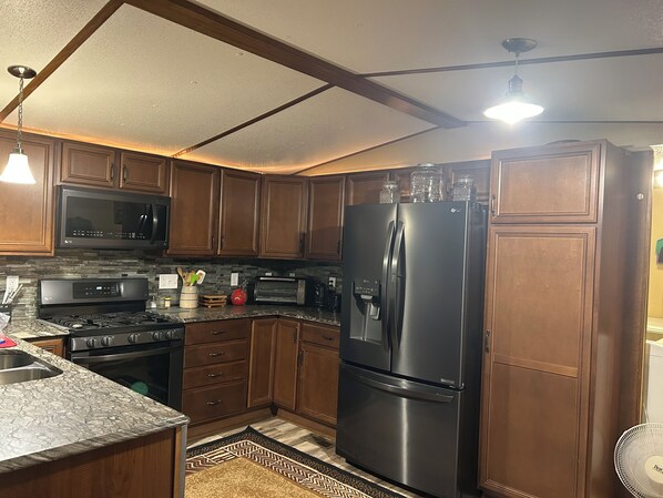 Fridge, microwave, oven, stovetop - Fogarty Dream Dunn's Creek and St. Johns River 2 Bdrm and 2 Bath (Satsuma)