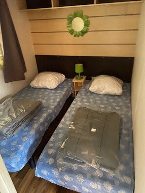 3 chambres, lit parapluie