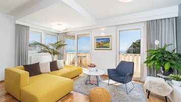 Apartment | Living area