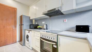 Fridge, microwave, coffee/tea maker