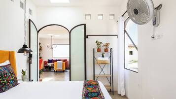 7 bedrooms, iron/ironing board, WiFi, bed sheets