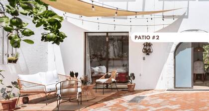 Acogedoras habitaciones con decoraciones y colores a 15 minutos del parque.