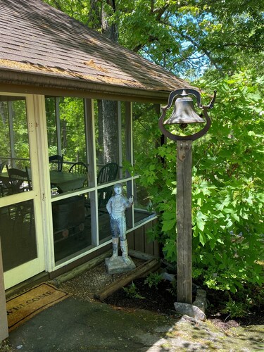 COPPER HILL RETREAT WHERE DETAIL MATTERS