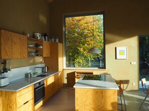 Geladeira, fogão, cooktop, lava-louças