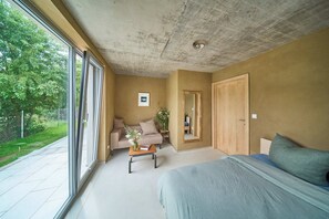 5 sovrum, skrivbord, gratis wi-fi och sängkläder