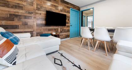 Open Concept-HotTub-Sauna-Billiard-Poker by RedAwning