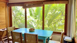 Dining - Casa Rosa: Starlink, AC & Superbly Located! (Mazunte)