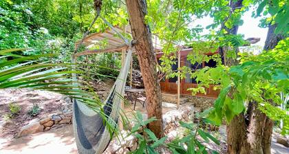 Casa Pacifico: Starlink, AC & Superbly Located!