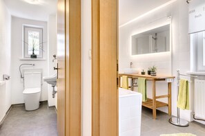 Een douche, een haardroger