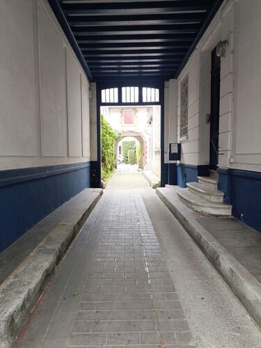 Appartement T3 Refait à Neuf Calme et Centrale, Parking Privé, 5min de la Gare