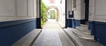 Appartement T3 Refait à Neuf Calme et Centrale, Parking Privé, 5min de la Gare