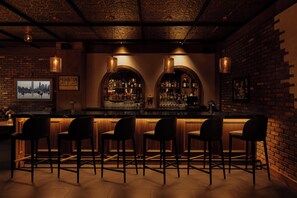 Breakfast, dinner and brunch served - Hotel Indigo West Chester - Downtown by IHG (West Chester)
