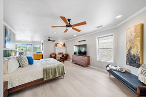 3 bedrooms, iron/ironing board, travel crib, WiFi